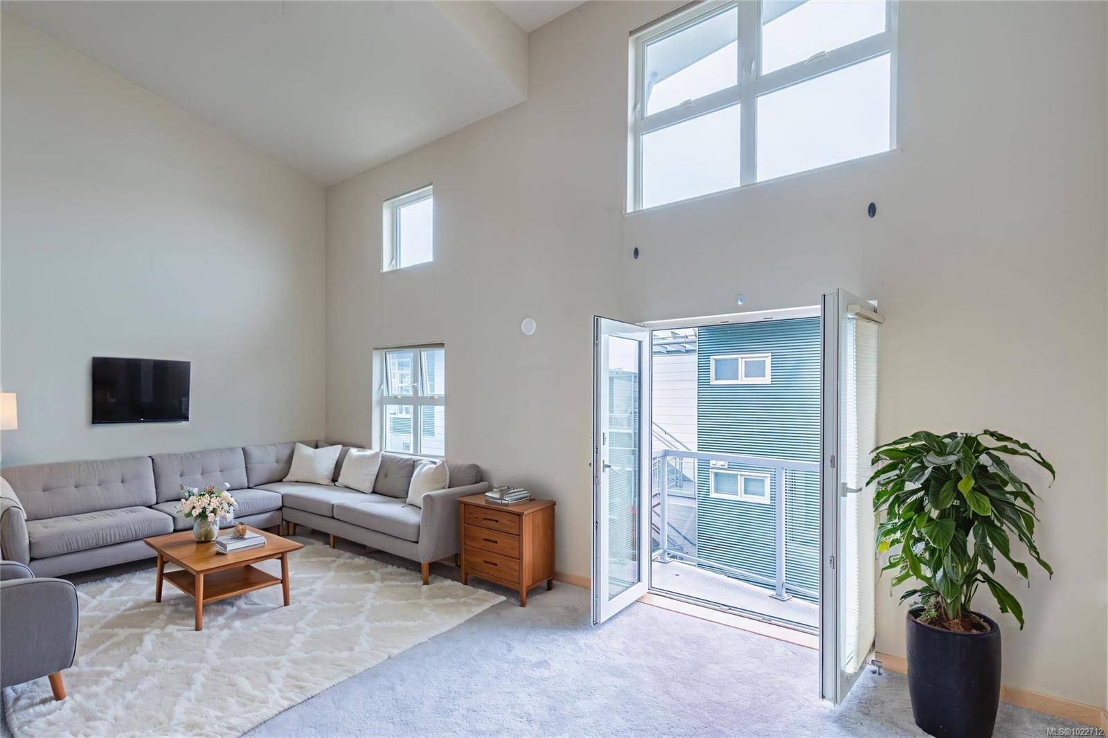 Victoria, BC V9A 7R5,787 Tyee Rd #405