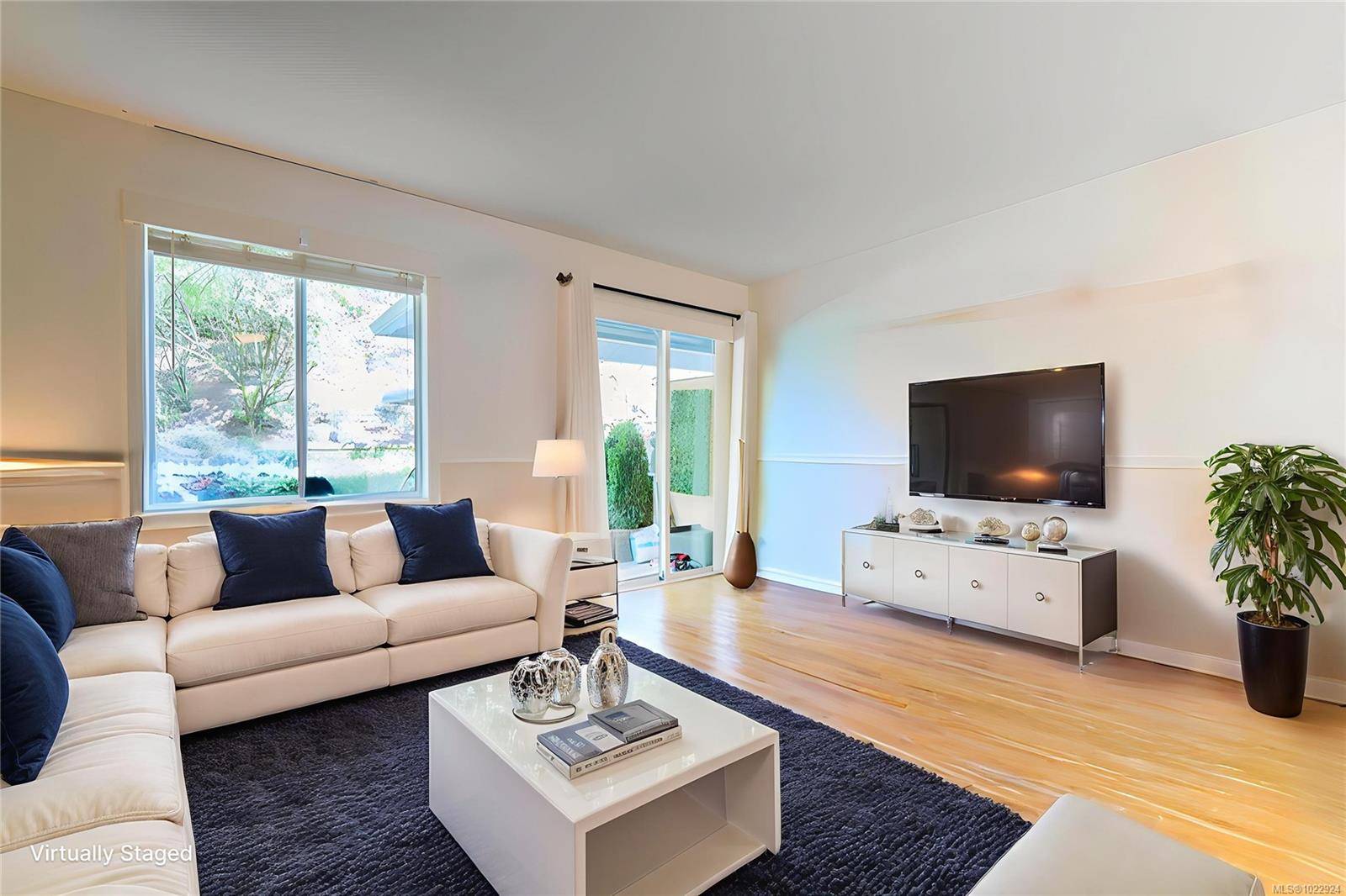 Nanaimo, BC V9T 2Y8,3470 Hillside Ave #2