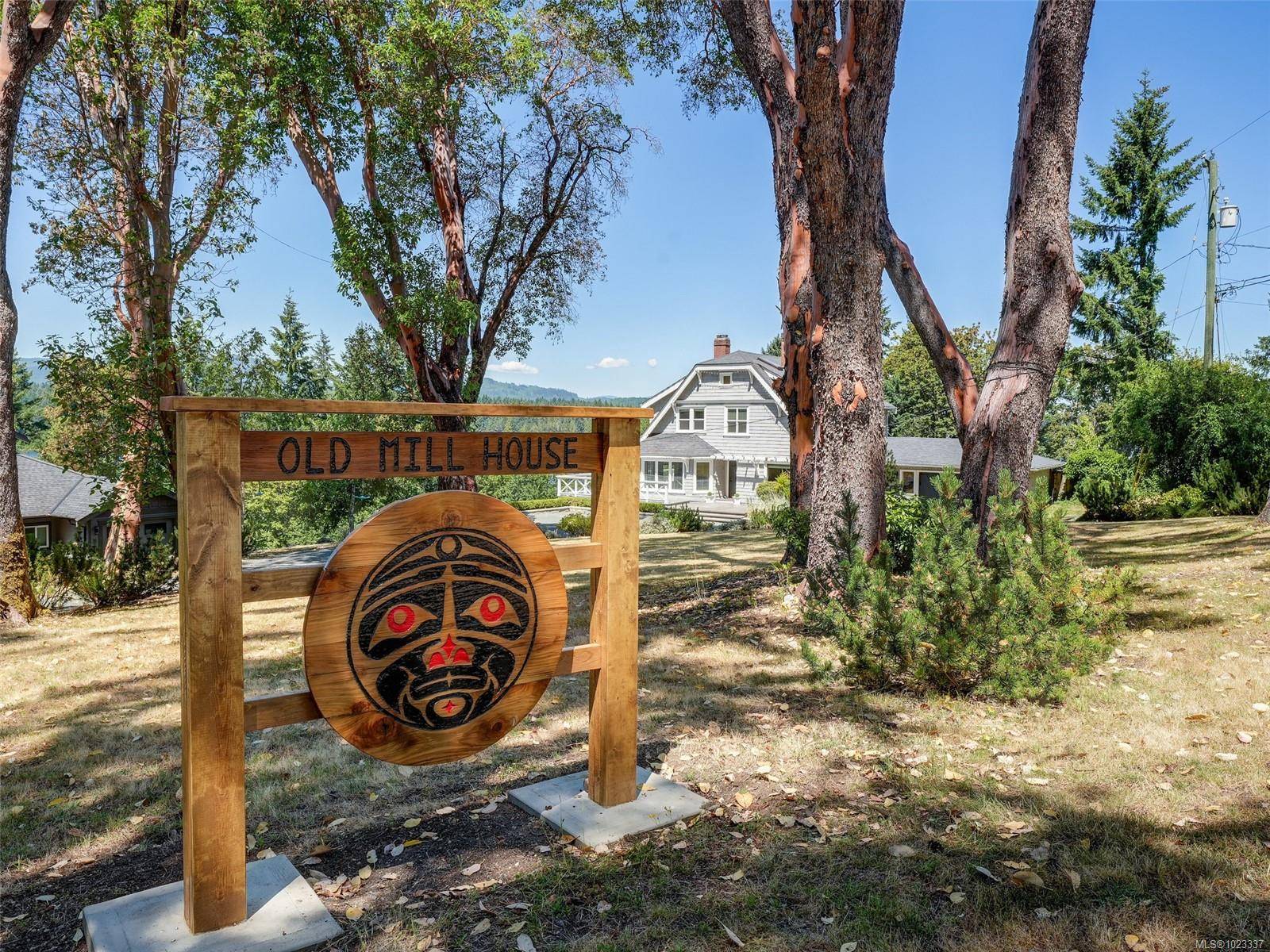 Shawnigan Lake, BC V0R 2W2,2564 Lavinia Rd