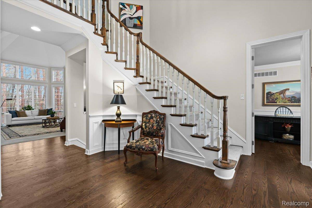 Brighton, MI 48116,5828 Wyndam LN