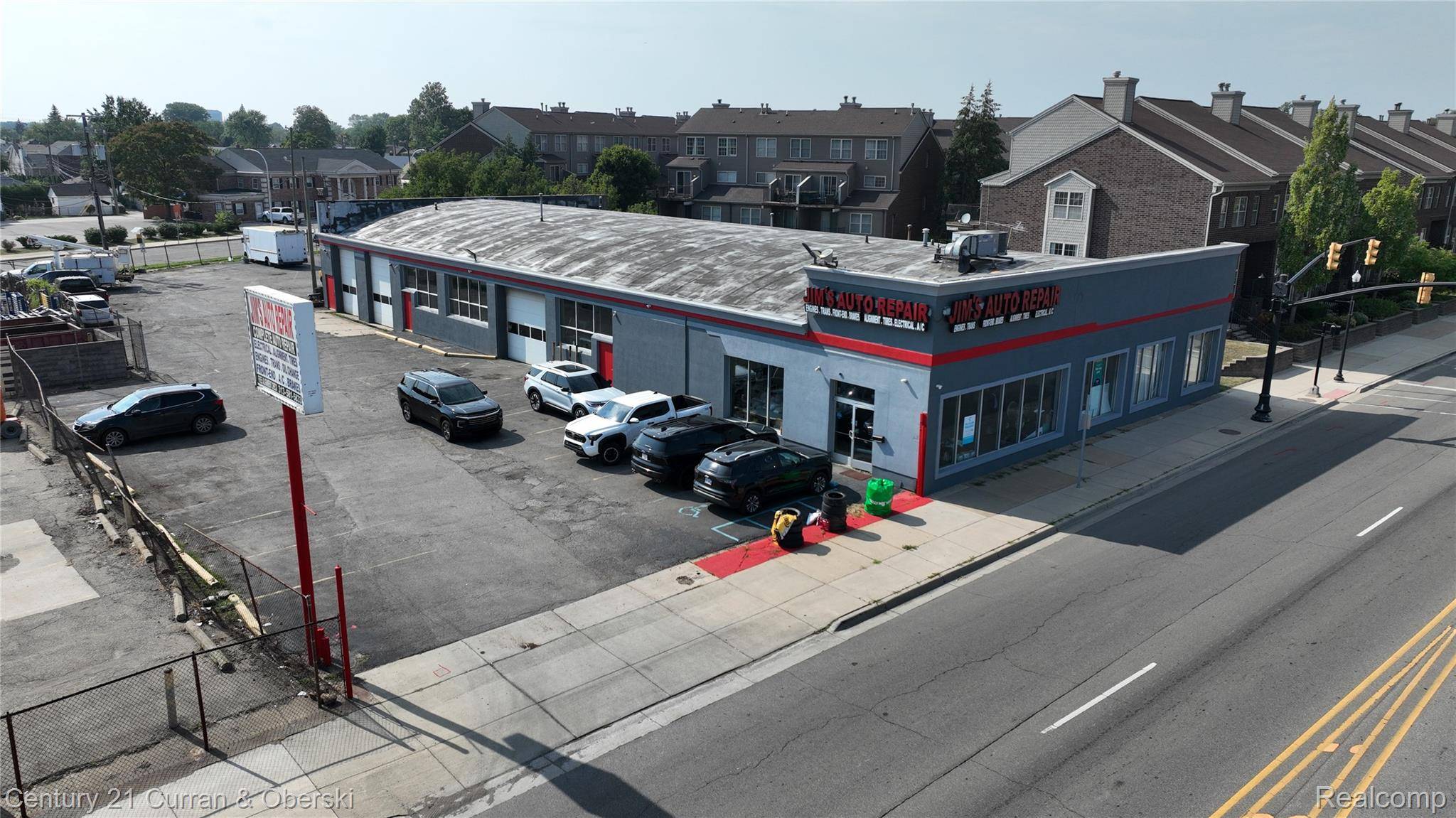 Dearborn, MI 48126,4181 Schaefer RD