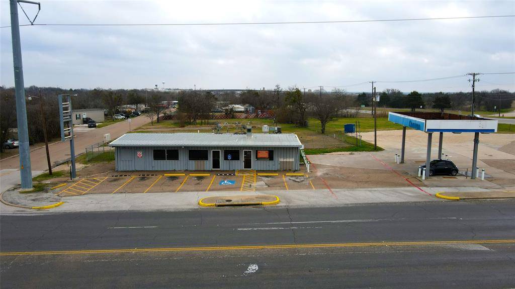 Hewitt, TX 76643,607 N Old Temple Road