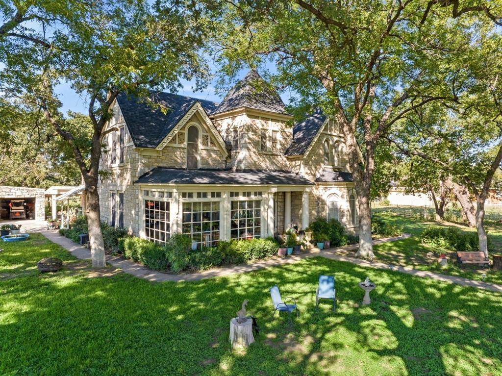 Comanche, TX 76442,603 E College