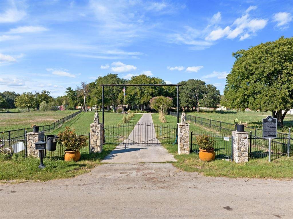 Comanche, TX 76442,603 E College