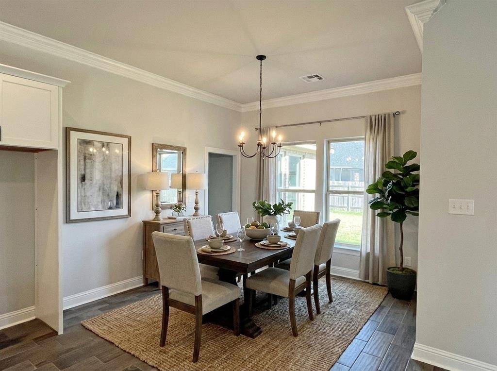 Stonewall, LA 71078,273 Woodcrest Drive