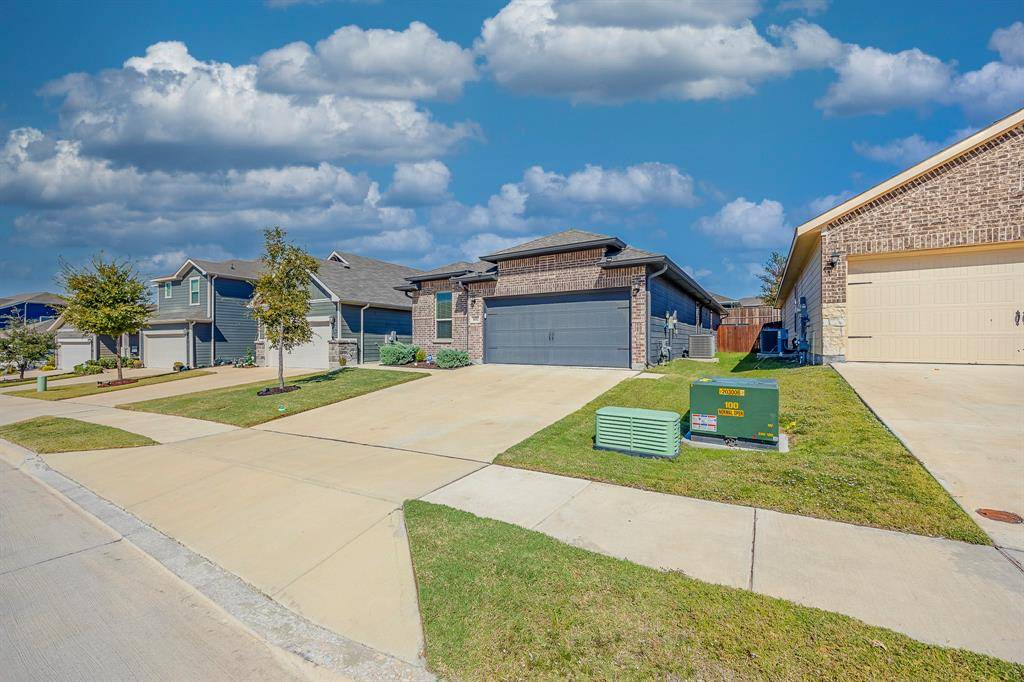 Forney, TX 75126,1652 Briar Hunt Drive