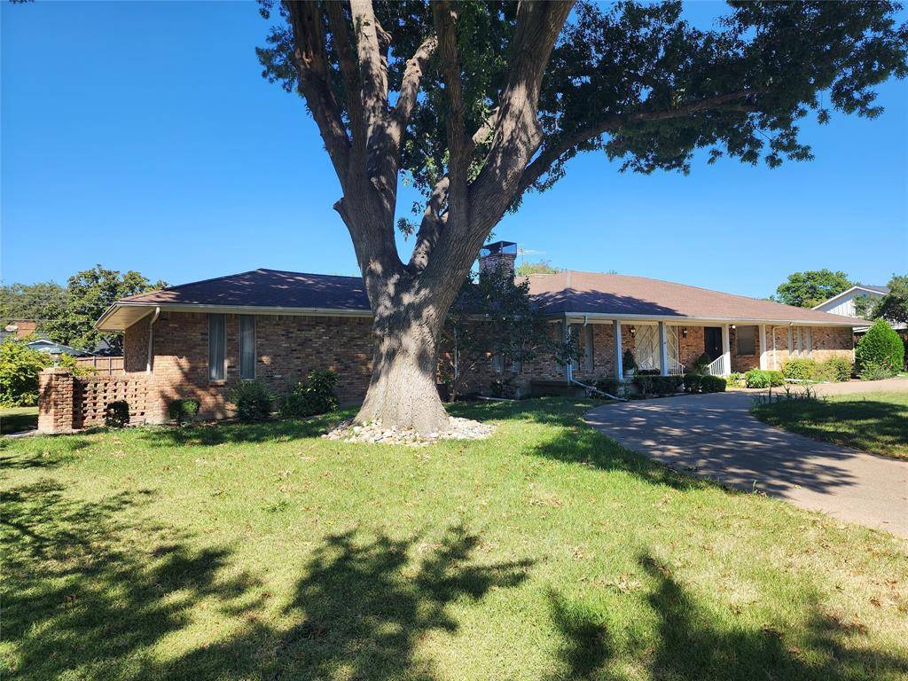 Dallas, TX 75254,7025 Oakbluff Drive