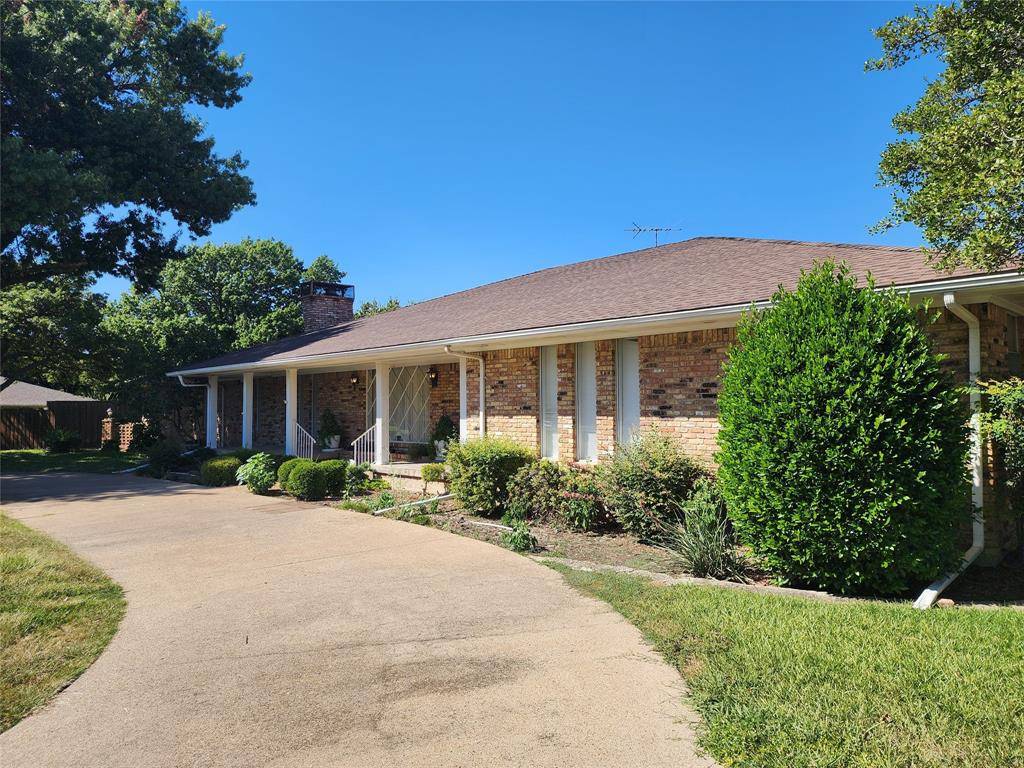 Dallas, TX 75254,7025 Oakbluff Drive