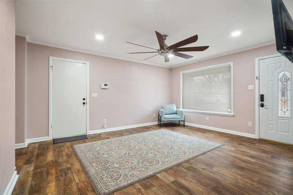 Dallas, TX 75216,1614 Seevers Avenue