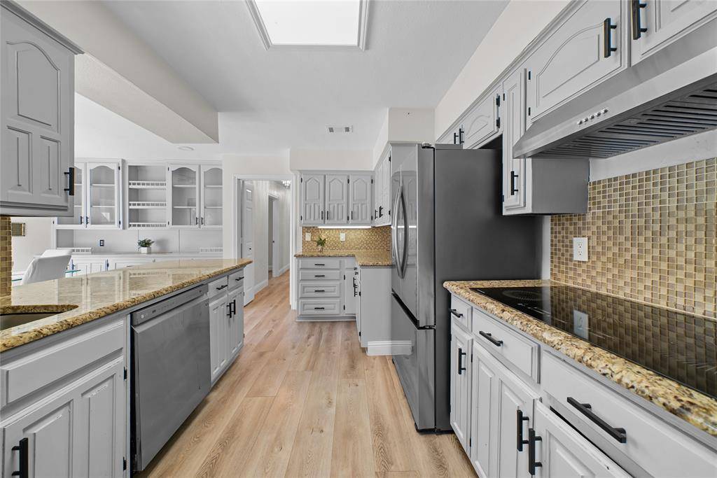 Irving, TX 75061,700 Macarthur Court