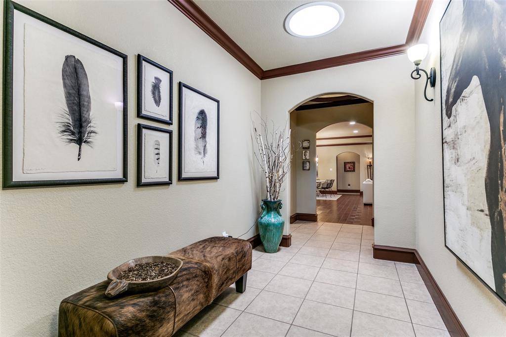 Grapevine, TX 76051,223 Wood Street #201