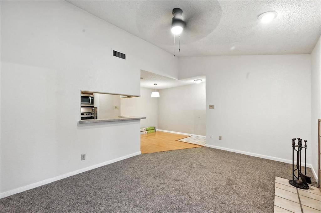 Arlington, TX 76011,2101 Friendly Drive #3121