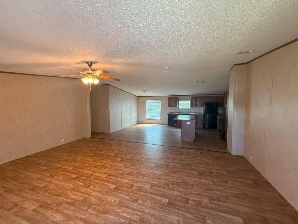 Wichita Falls, TX 76305,6948 State Highway 79 N