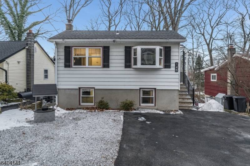 Hopatcong Boro, NJ 07843,148 Bucknell Trl