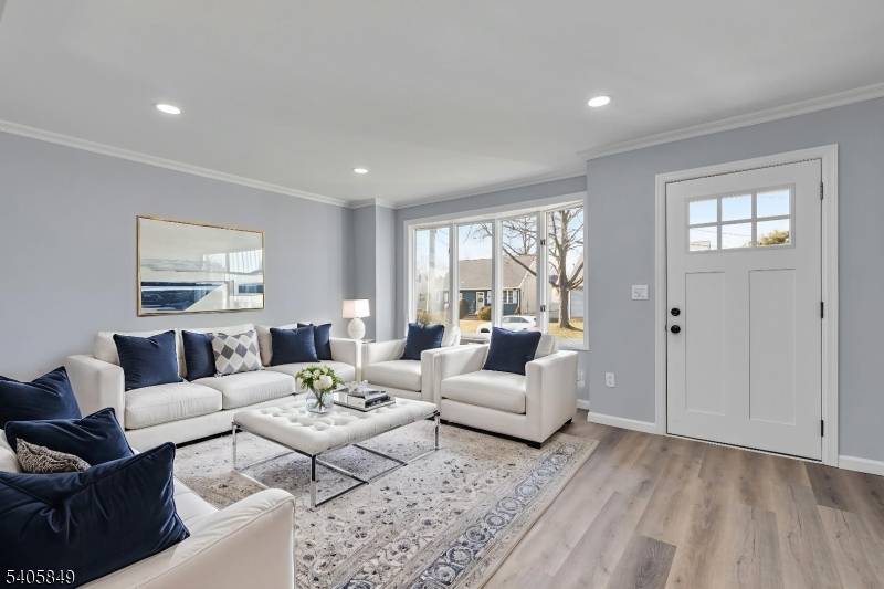 Clark Twp., NJ 07066,81 Hutchinson St