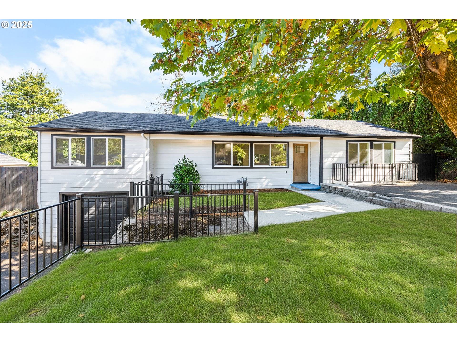 Portland, OR 97230,142 NE 128TH AVE