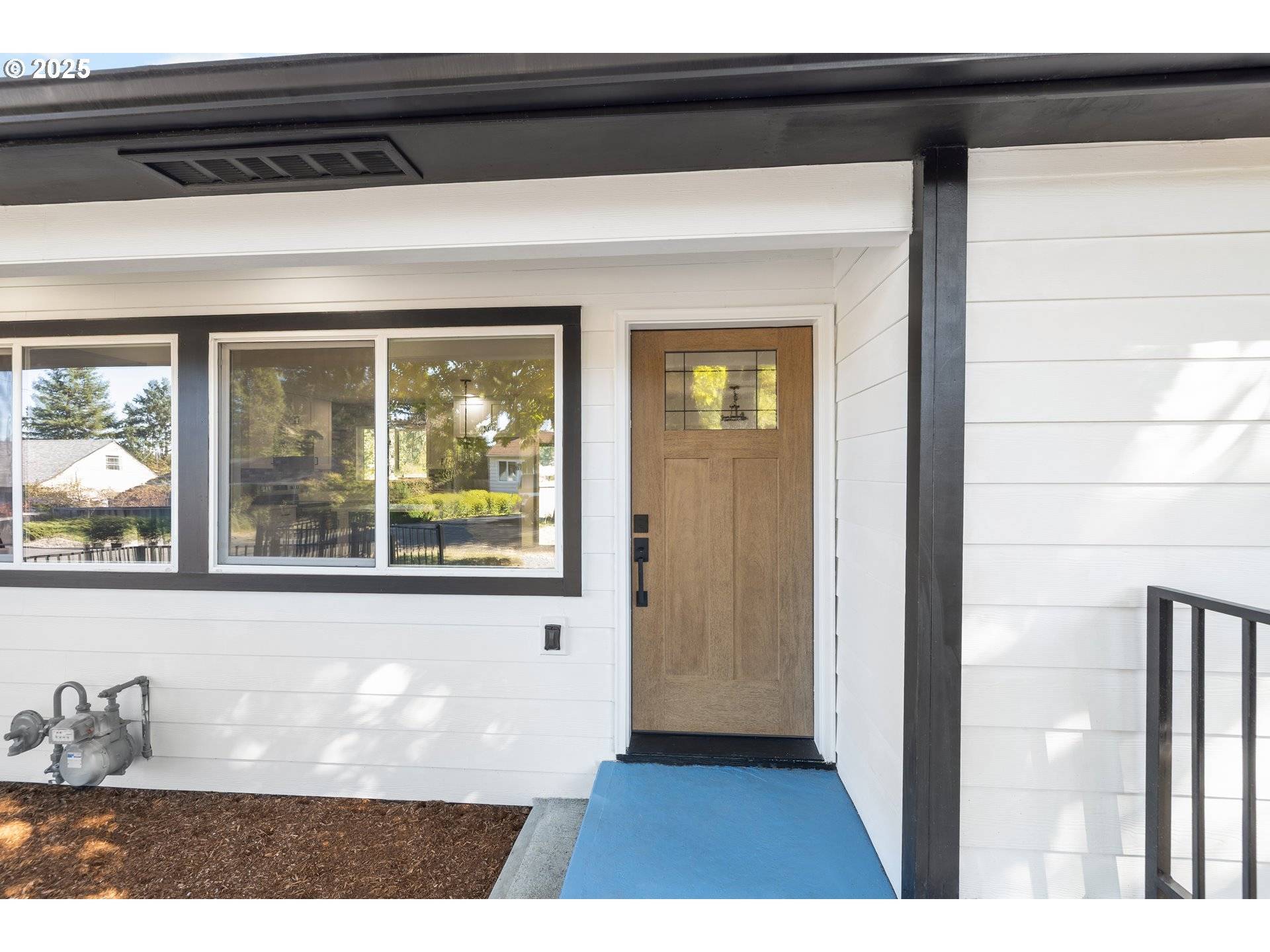 Portland, OR 97230,142 NE 128TH AVE