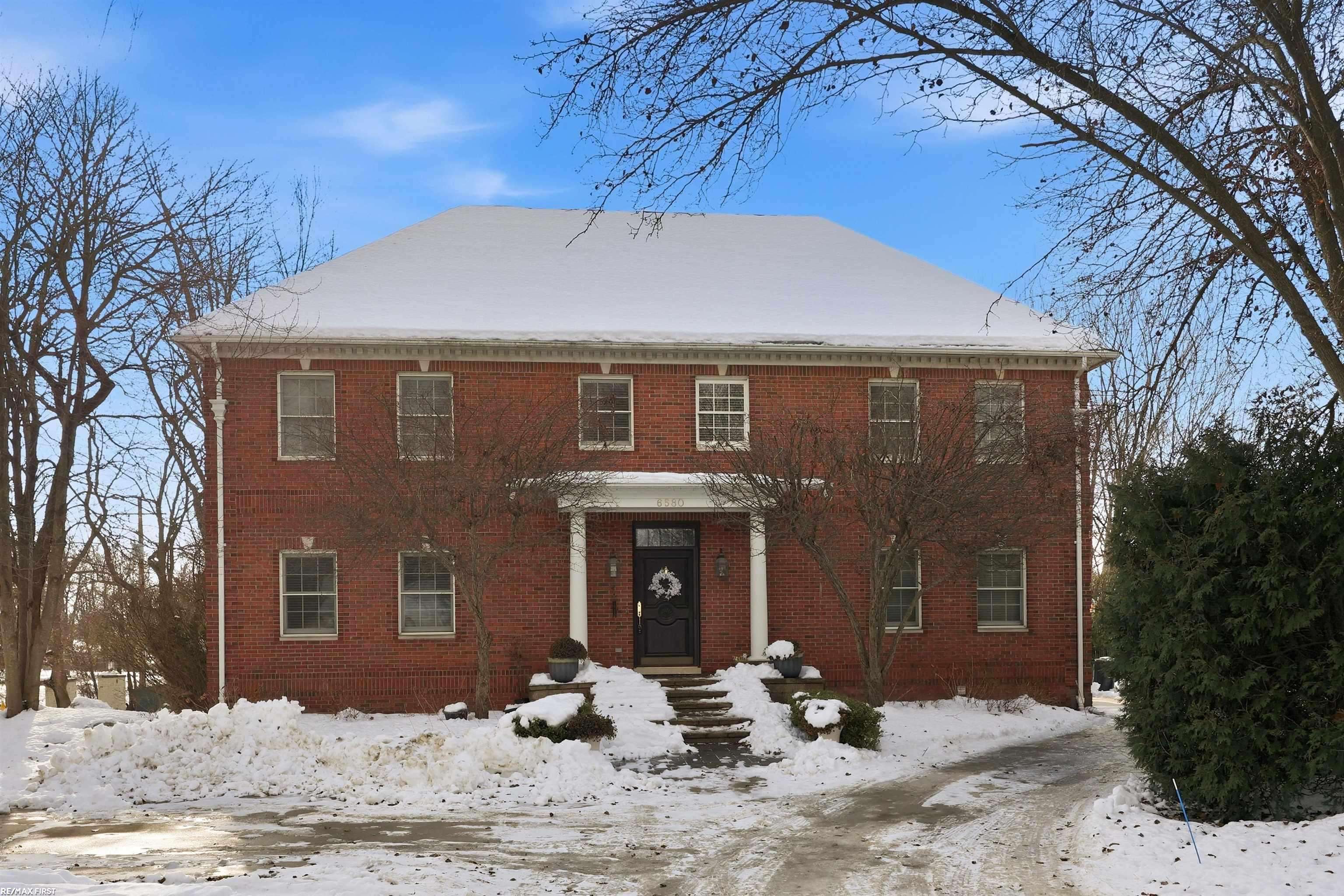 Bloomfield Hills, MI 48301,6580 Red Maple LN