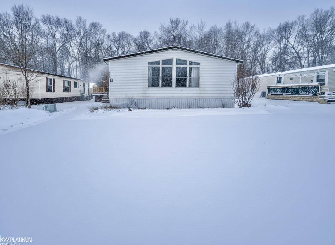 Oxford, MI 48471,443 Brookhollow DR