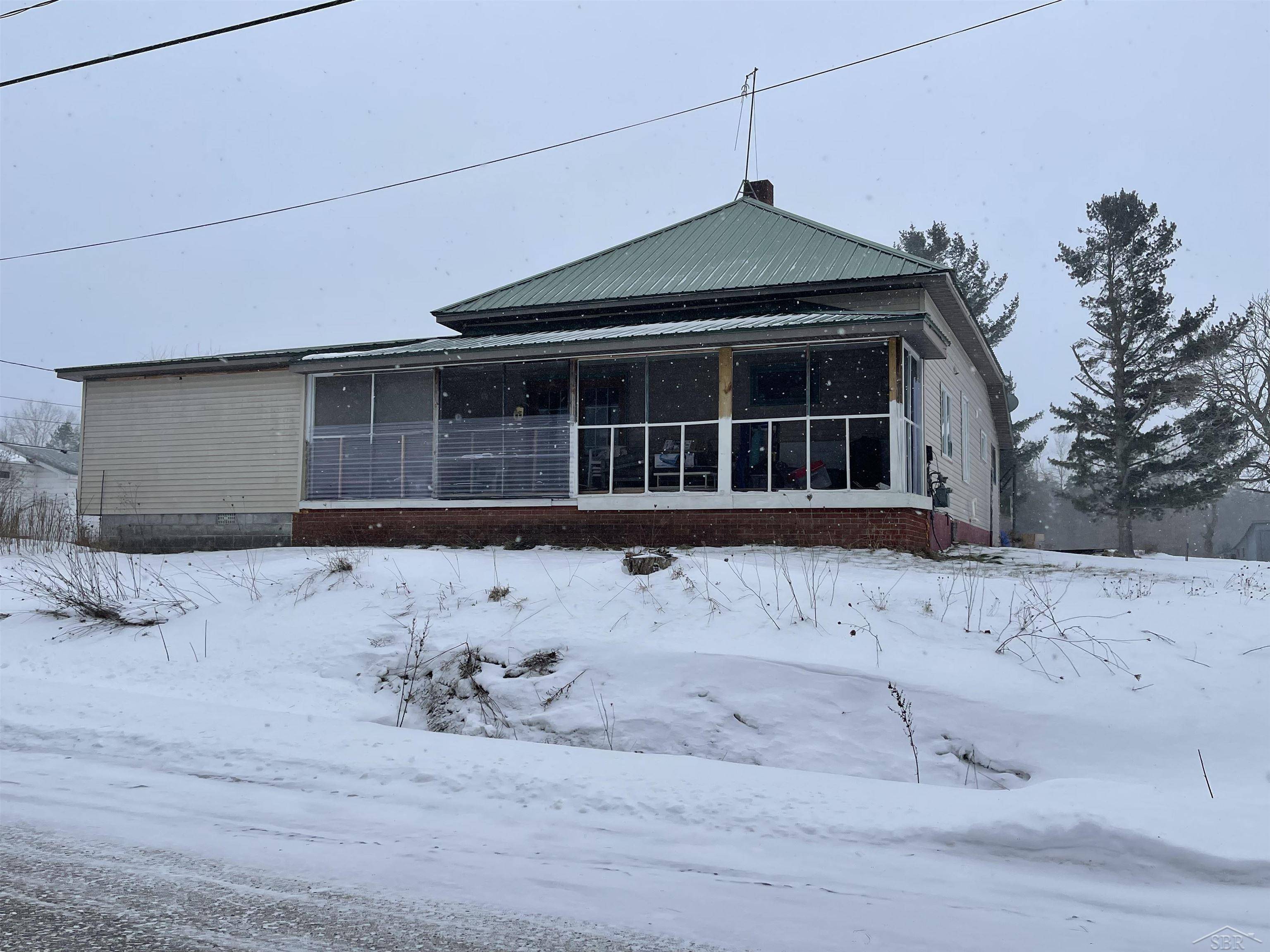 Cheboygan, MI 49721,651 Lahaie RD