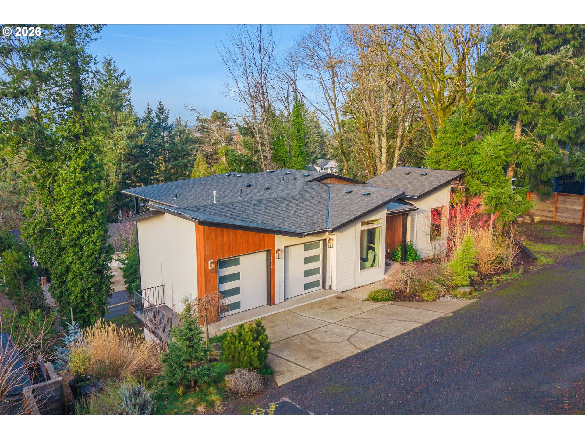 Lake Oswego, OR 97034,17808 HILLSIDE WAY