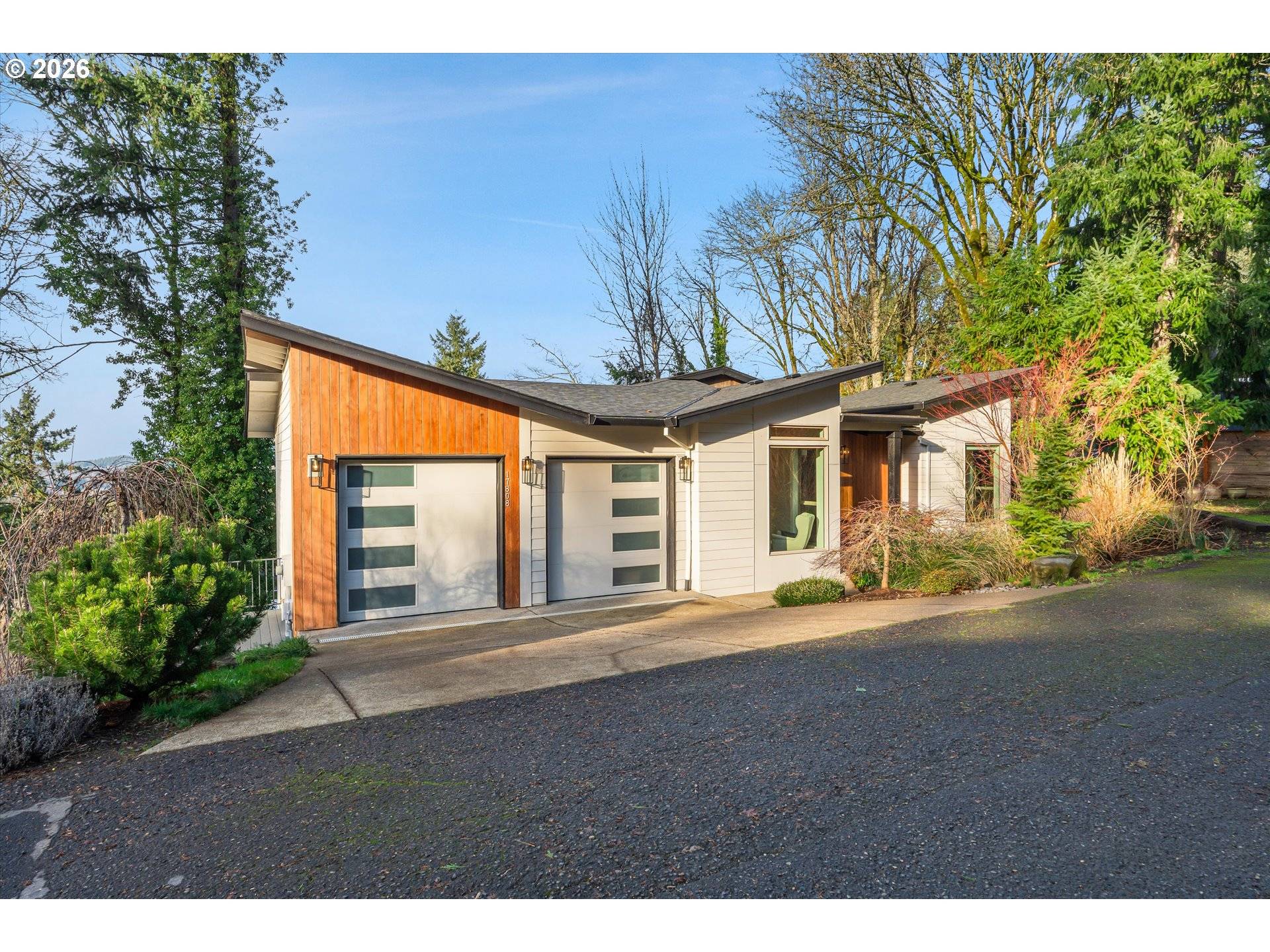Lake Oswego, OR 97034,17808 HILLSIDE WAY