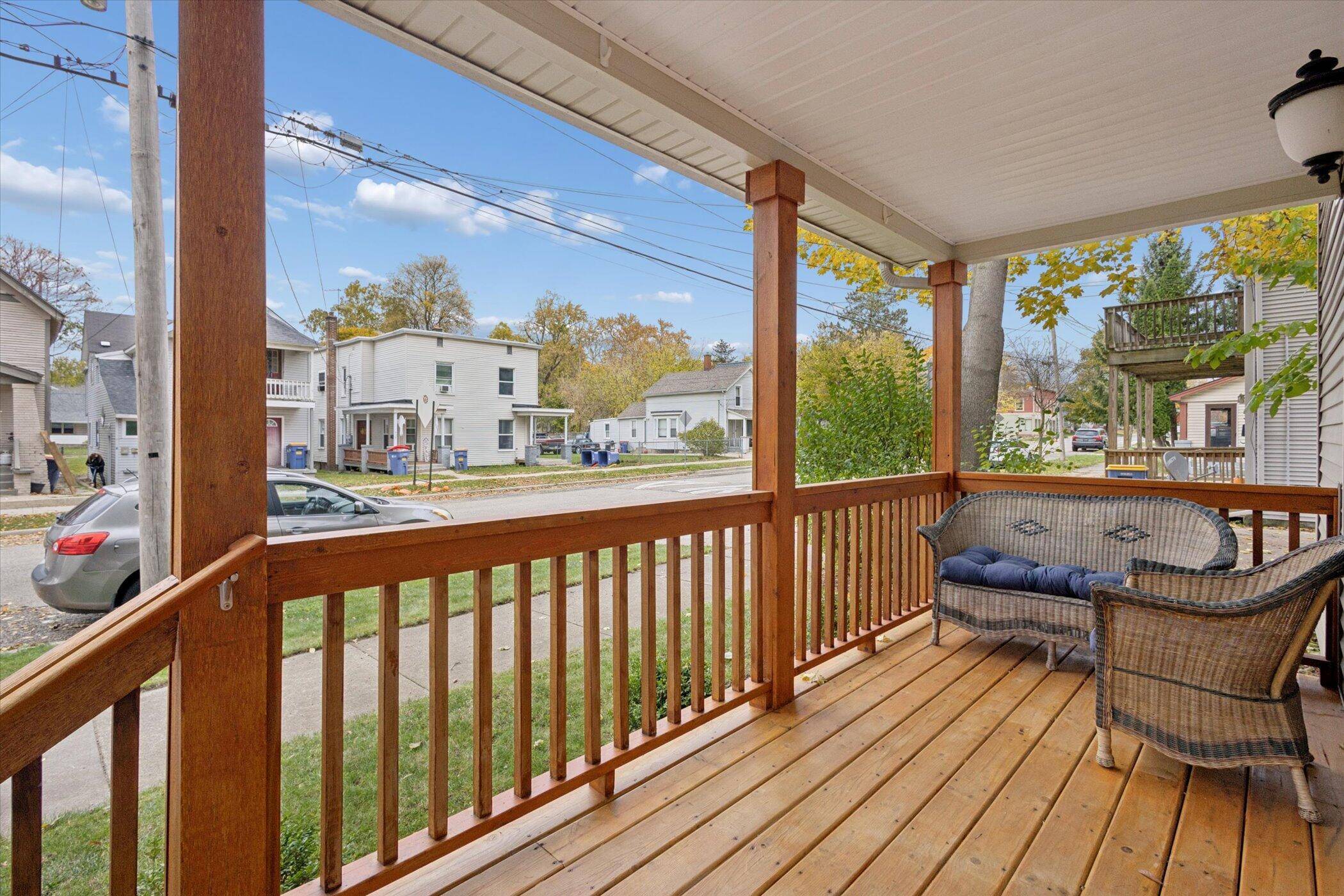 Grand Rapids, MI 49505,430 Carrier ST NE