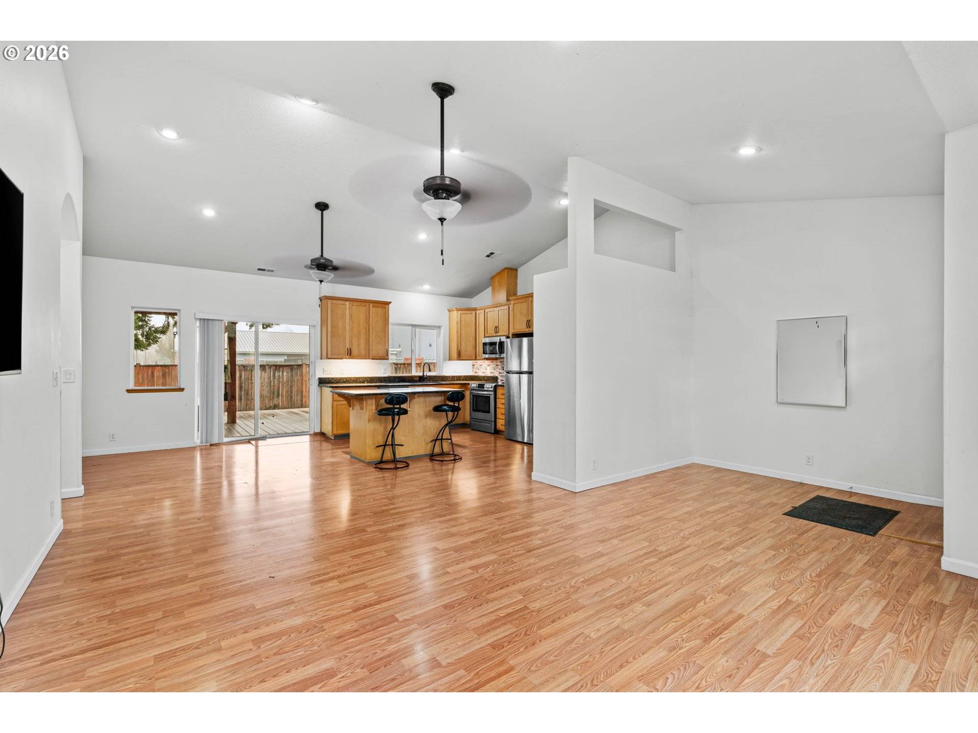 Eugene, OR 97401,825 WAVERLY ST