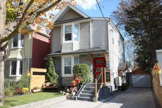 Toronto E01, ON M4L 2X7,1 Hiawatha RD #Main Level Studio