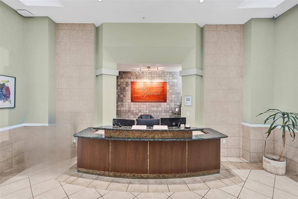 Coral Gables, FL 33134,50 Menores Ave #508