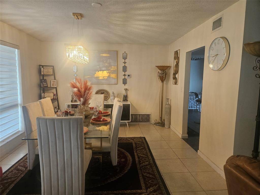 Miramar, FL 33023,7733 Embassy Blvd