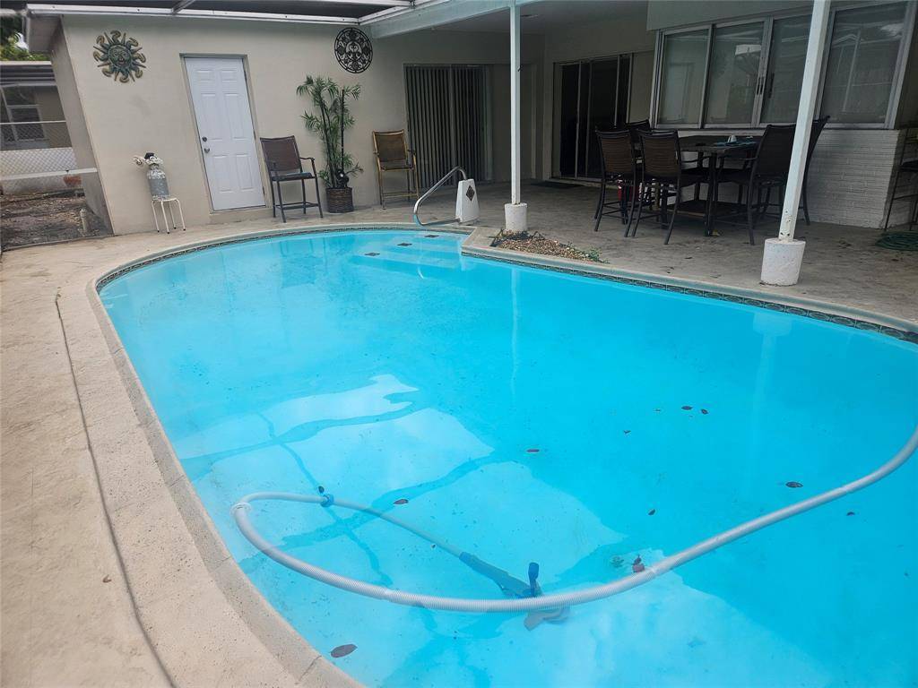 Miramar, FL 33023,7733 Embassy Blvd