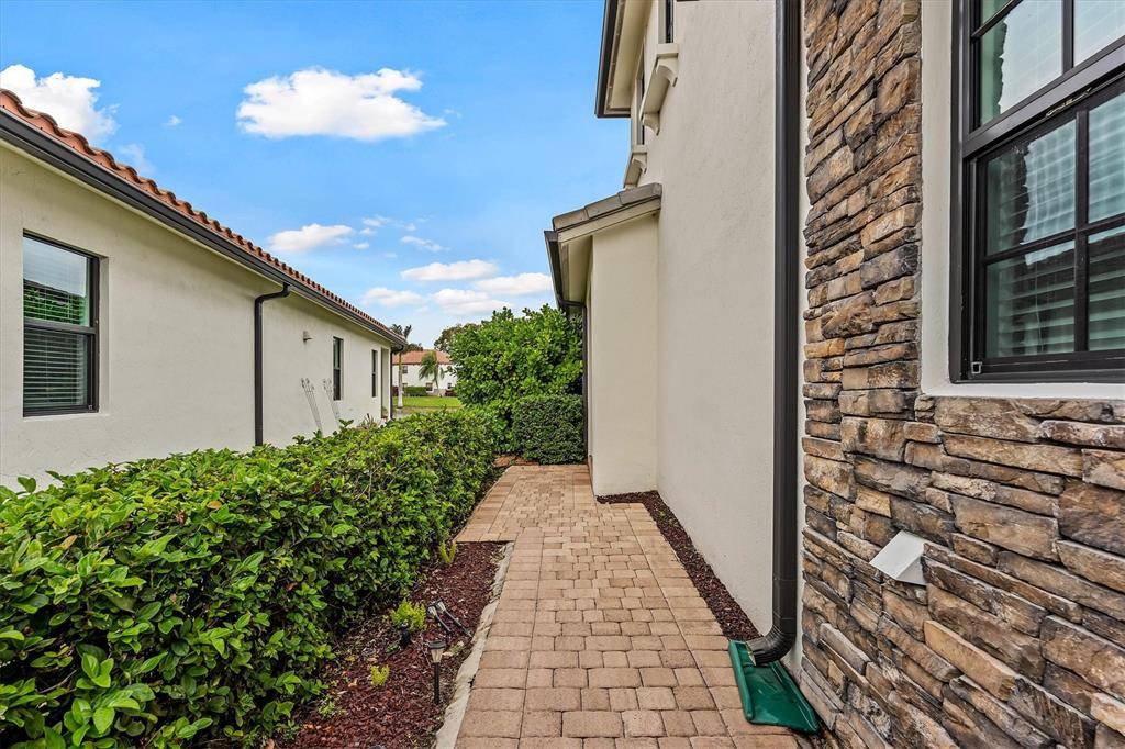 Pembroke Pines, FL 33025,11855 SW 13th Ct