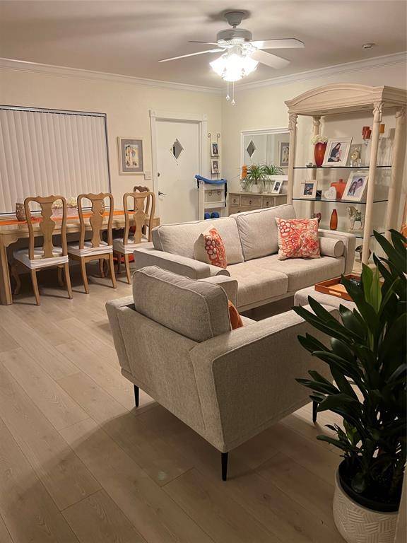 Lighthouse Point, FL 33064,2734 NE 27th Ct #22