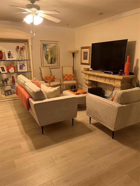 Lighthouse Point, FL 33064,2734 NE 27th Ct #22