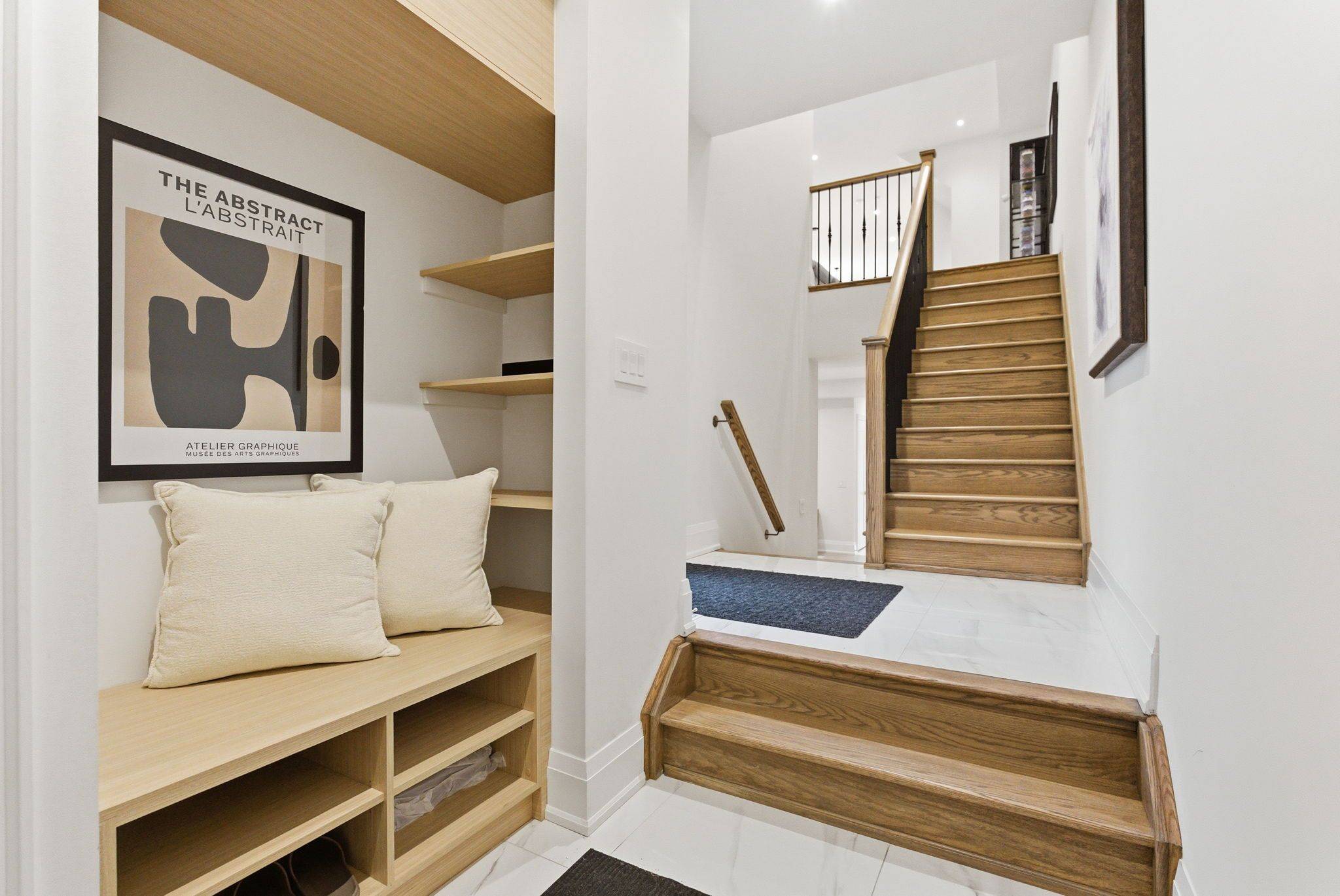 Richmond Hill, ON L4C 4Z2,9404 Bayview AVE