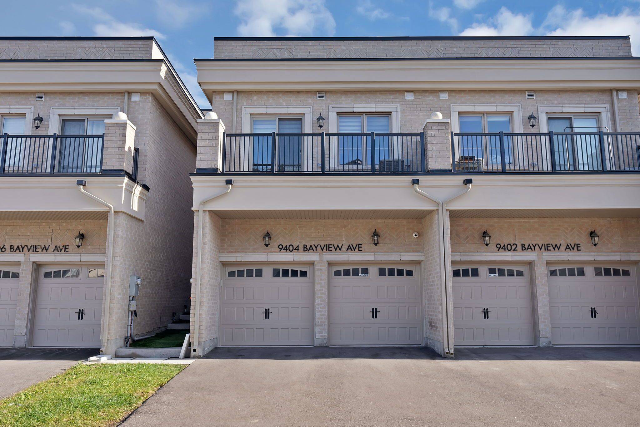 Richmond Hill, ON L4C 4Z2,9404 Bayview AVE