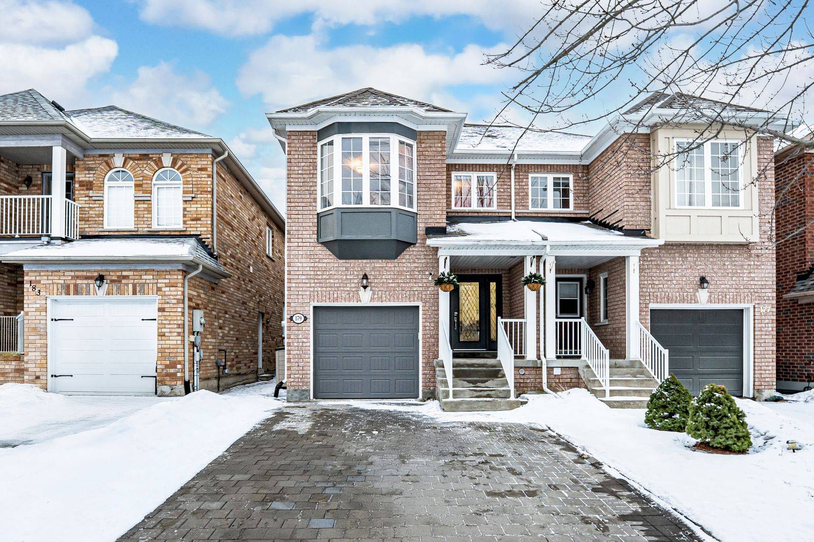 Newmarket, ON L3X 2S3,179 Warwick CRES