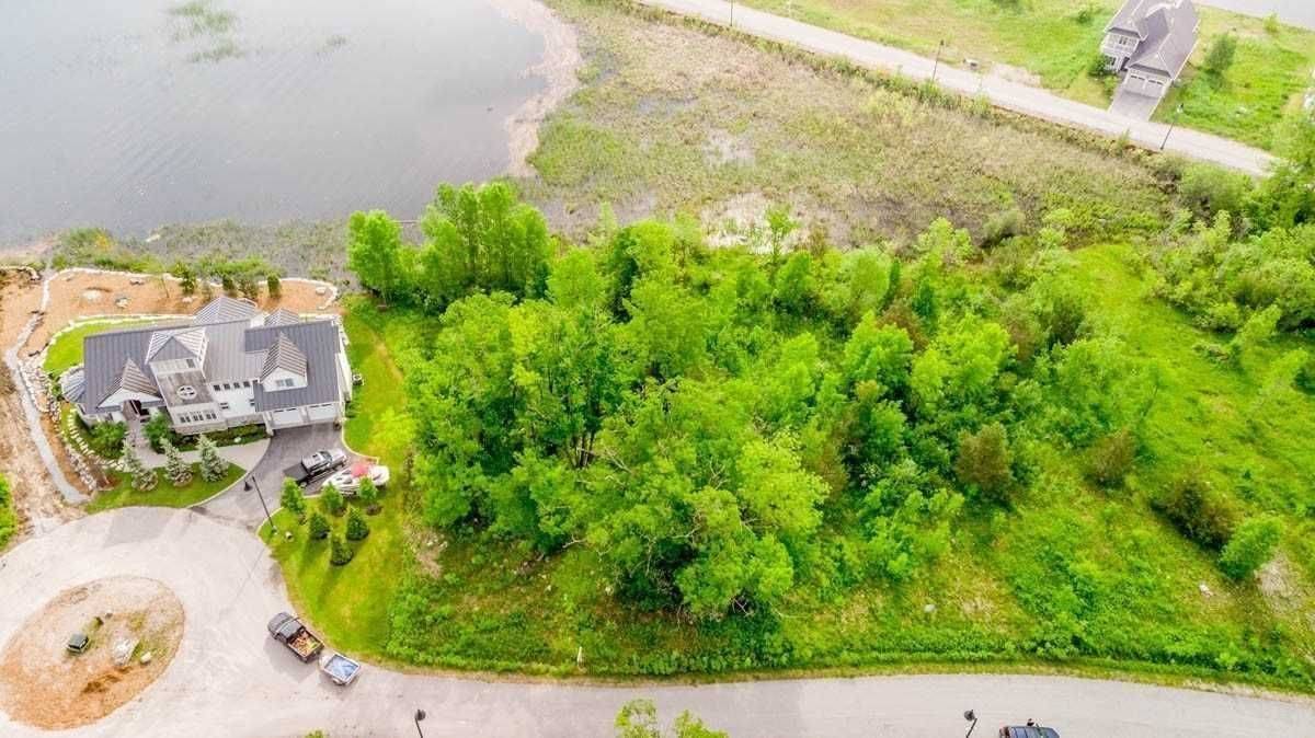 Tay, ON L0K 1R0,15 Swan LN