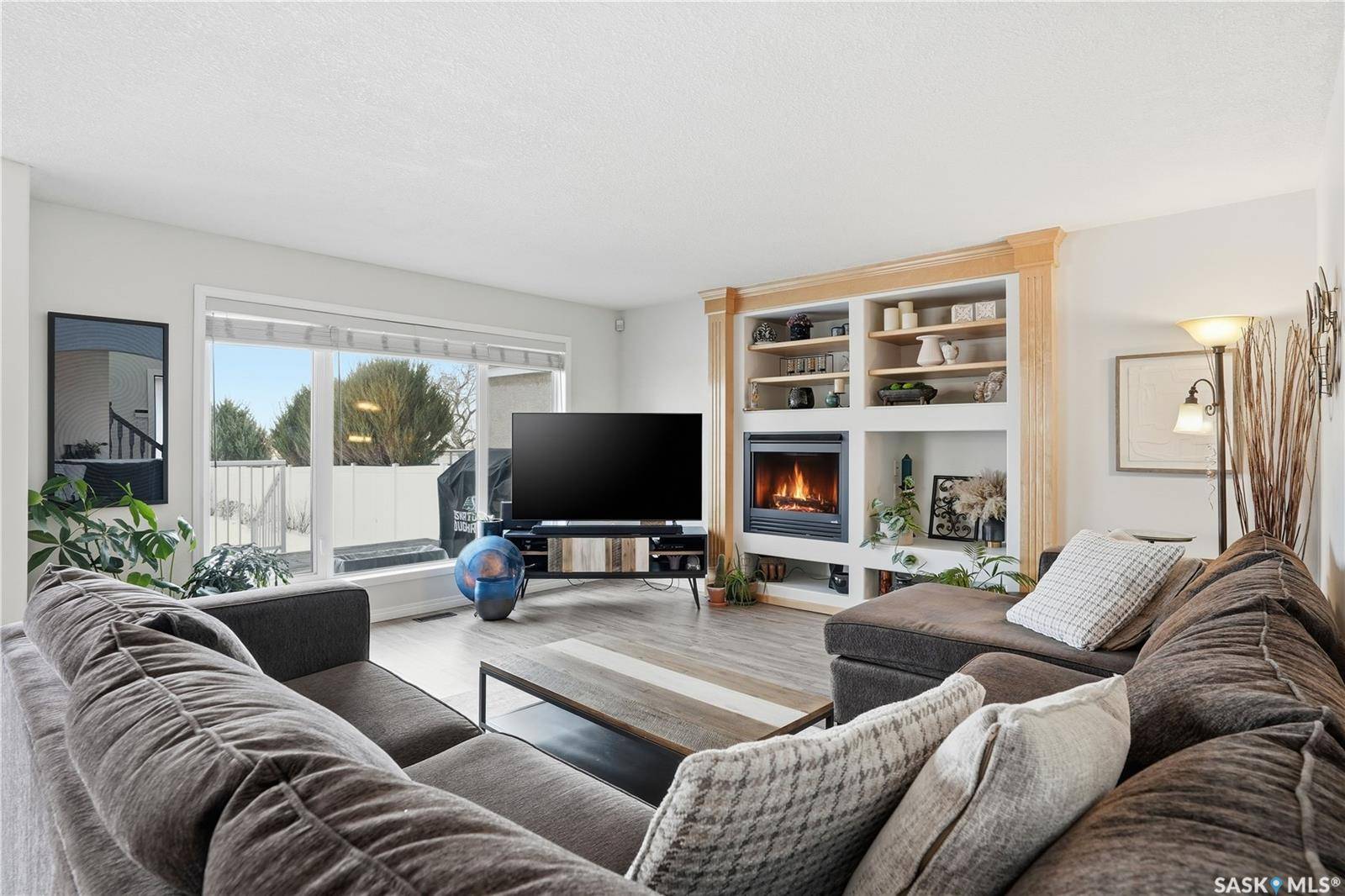 Regina, SK S4V 2X3,10114 Wascana ESTATES