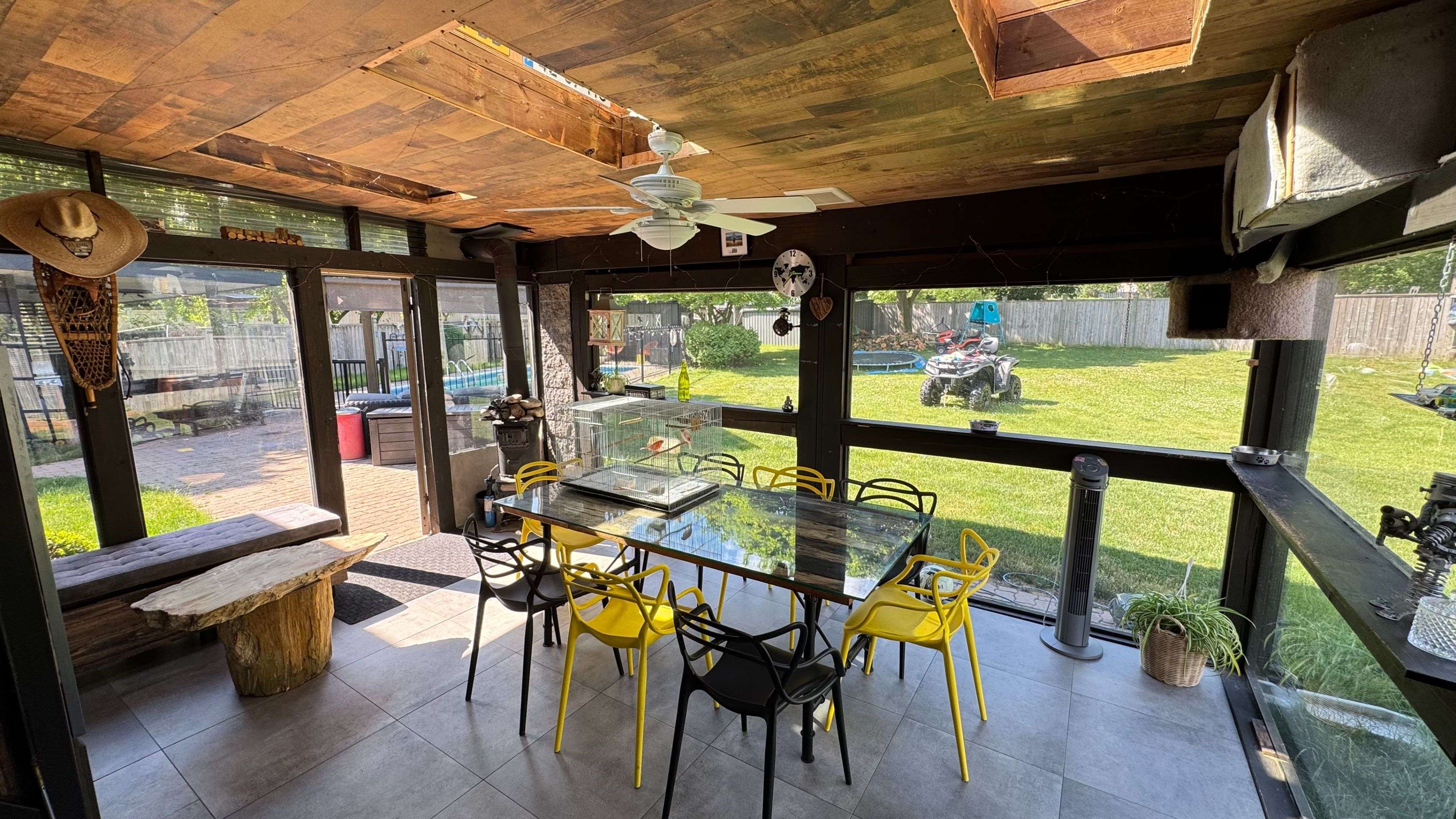 Mississauga, ON L4W 2E4,1690 Saltdene TER