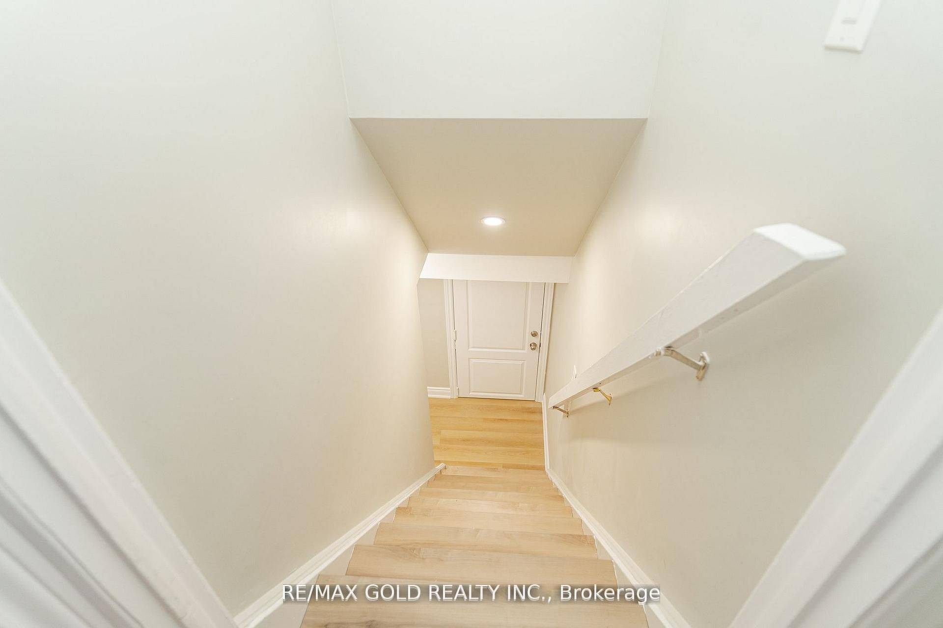 Brampton, ON L6W 2J9,136 Bartley Bull Pkwy