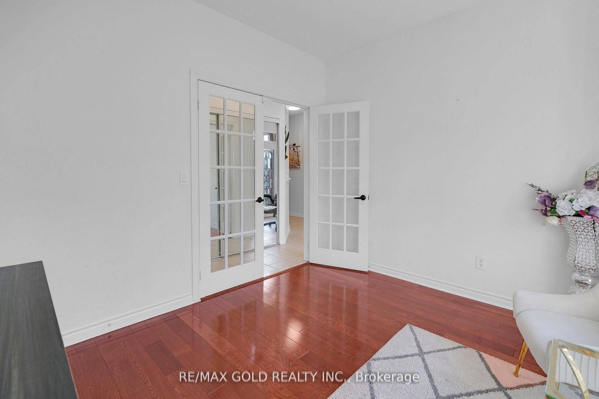 Brampton, ON L6P 1Z5,39 Darren RD