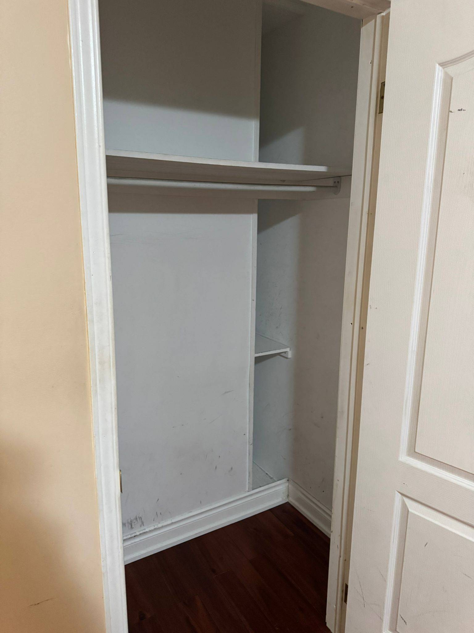 Mississauga, ON L4T 2P7,7294 Shallford RD E