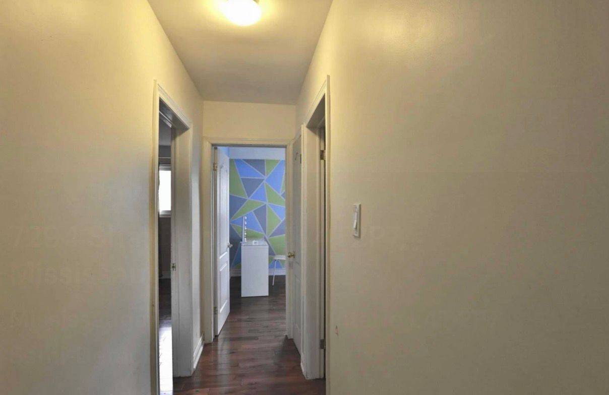 Mississauga, ON L4T 2P7,7294 Shallford RD E