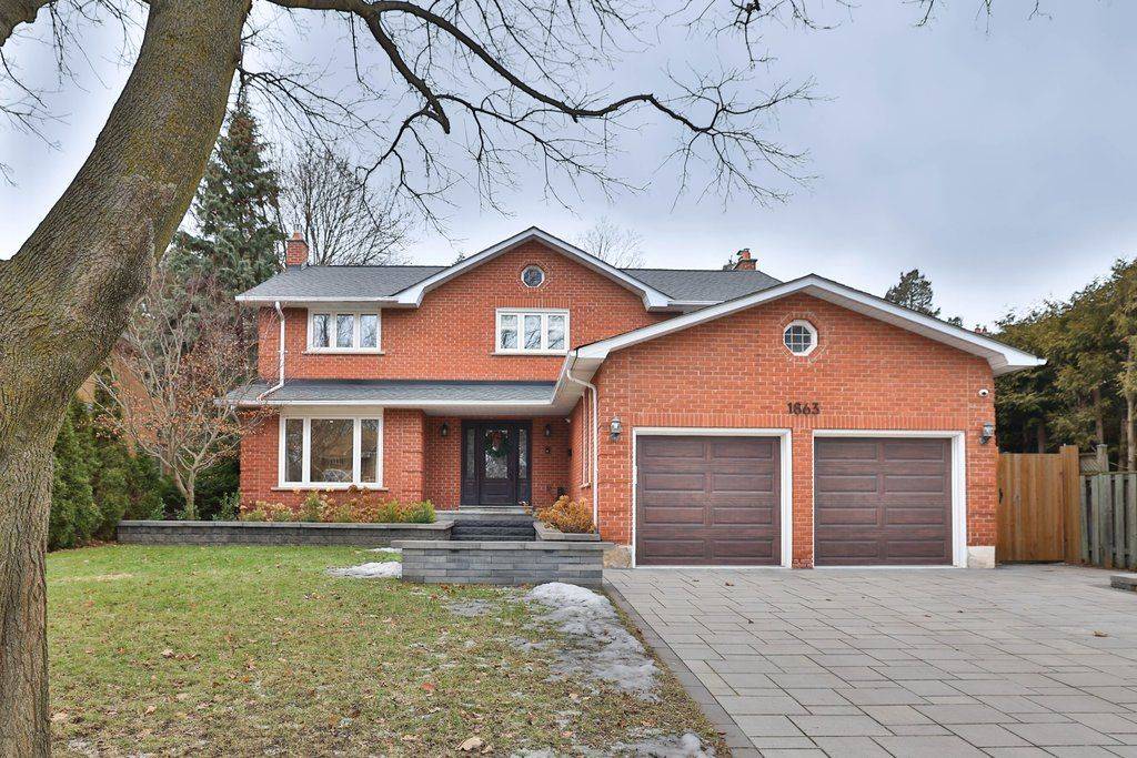 Mississauga, ON L5K 2L4,1863 Friar Tuck CT
