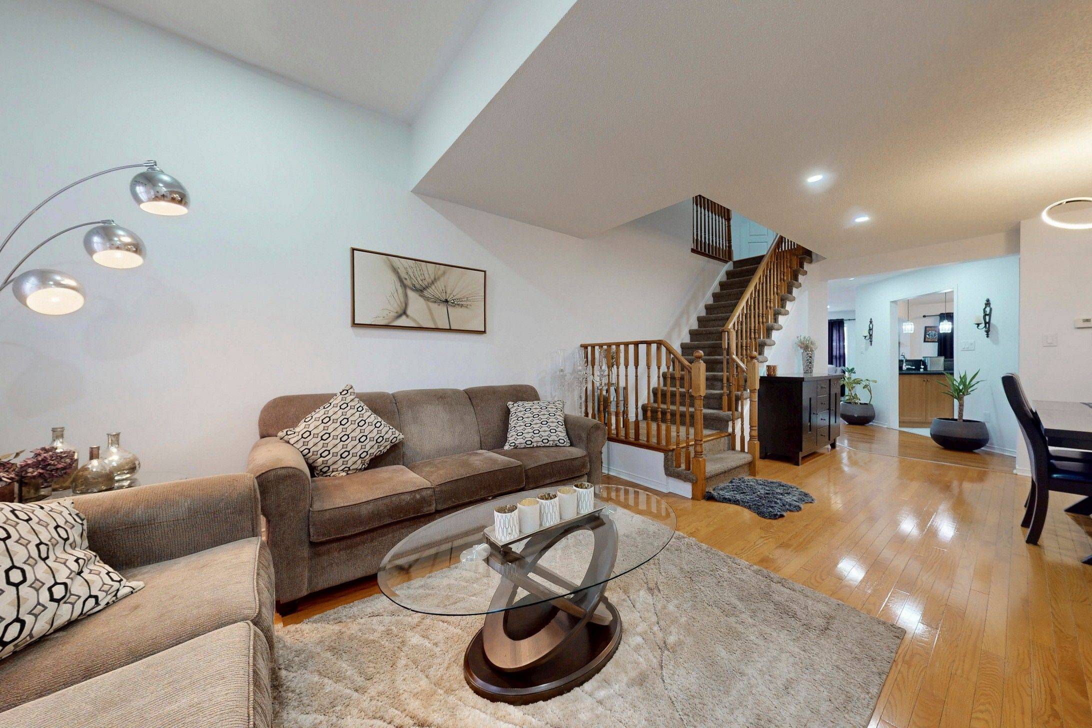 Mississauga, ON L5M 7B4,5714 Jenvic GRV