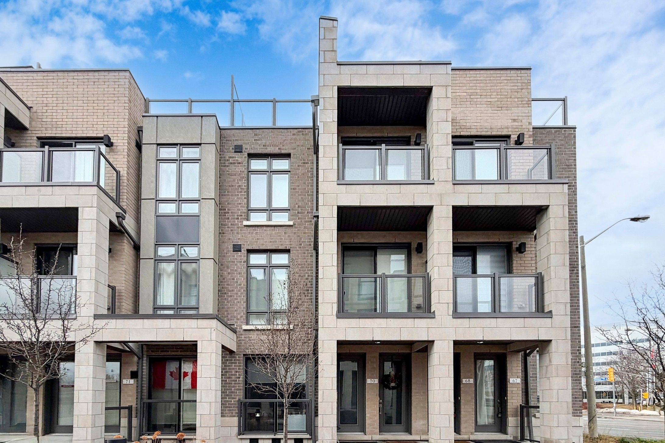 Toronto W04, ON M6A 0C6,721 Lawrence AVE W #67