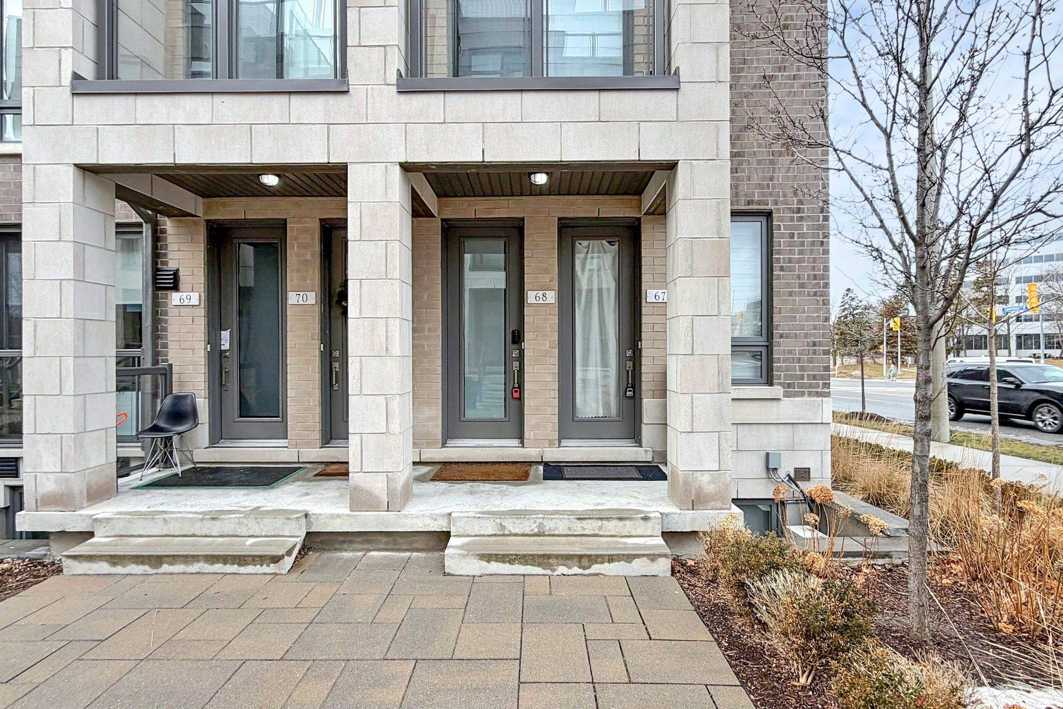 Toronto W04, ON M6A 0C6,721 Lawrence AVE W #67