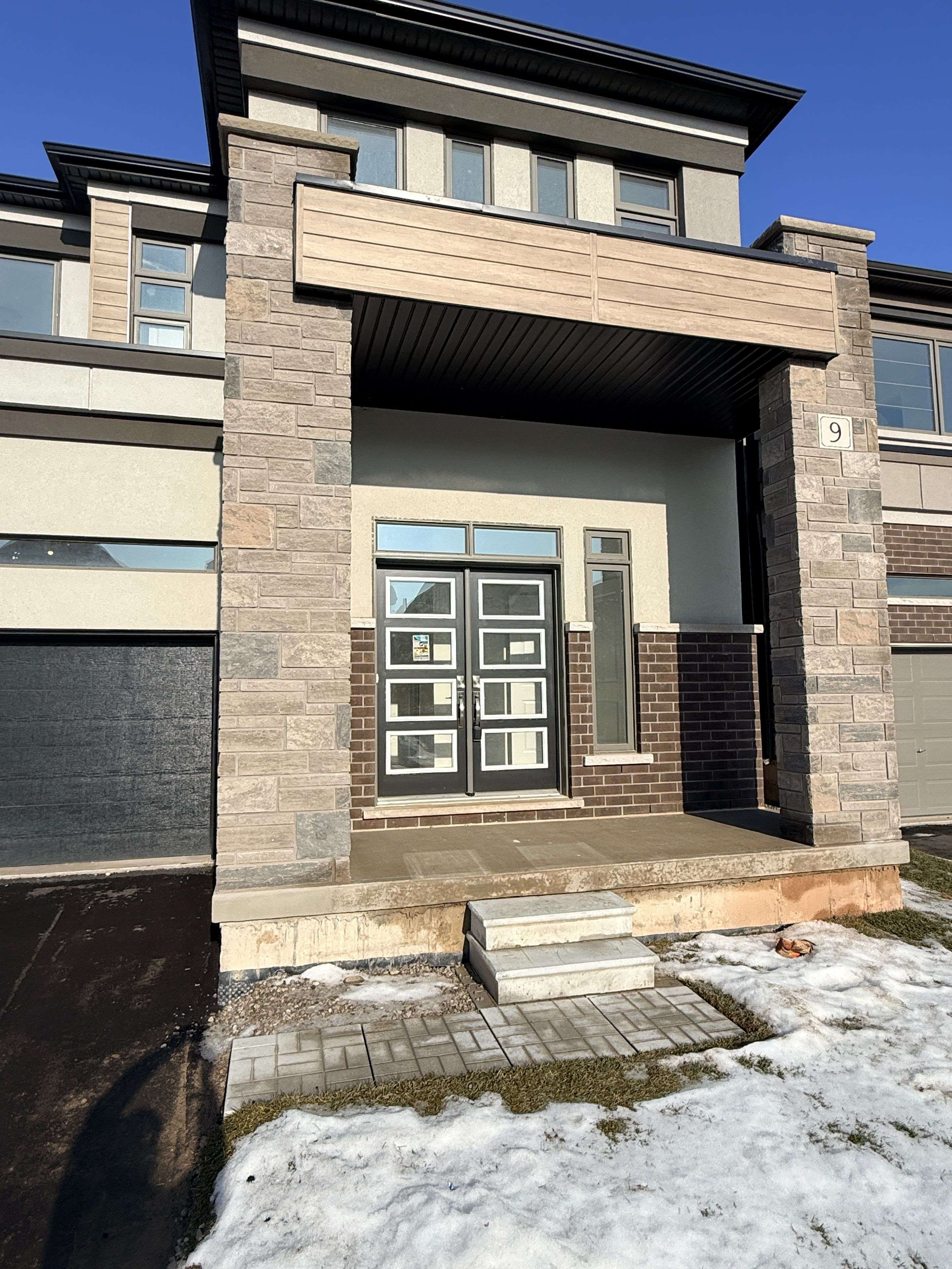 Brantford, ON N3V 0C3,9 Sherrill AVE